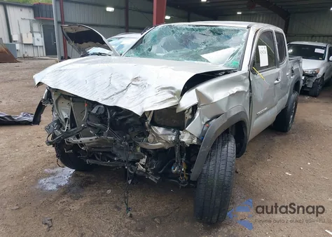 2022 Toyota Tacoma Trd Off Road z USA, uszkodzony, nr VIN 3TMAZ5CN0NM185329